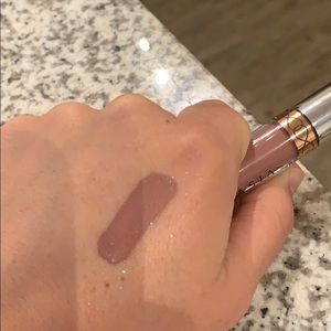 Anastasia Beverly Hills Makeup - Anastasia Beverly Hills Liquid Lipstick Anastasia Beverly Hills Makeup - Anastasia Beverly Hills Liquid Lipstick
